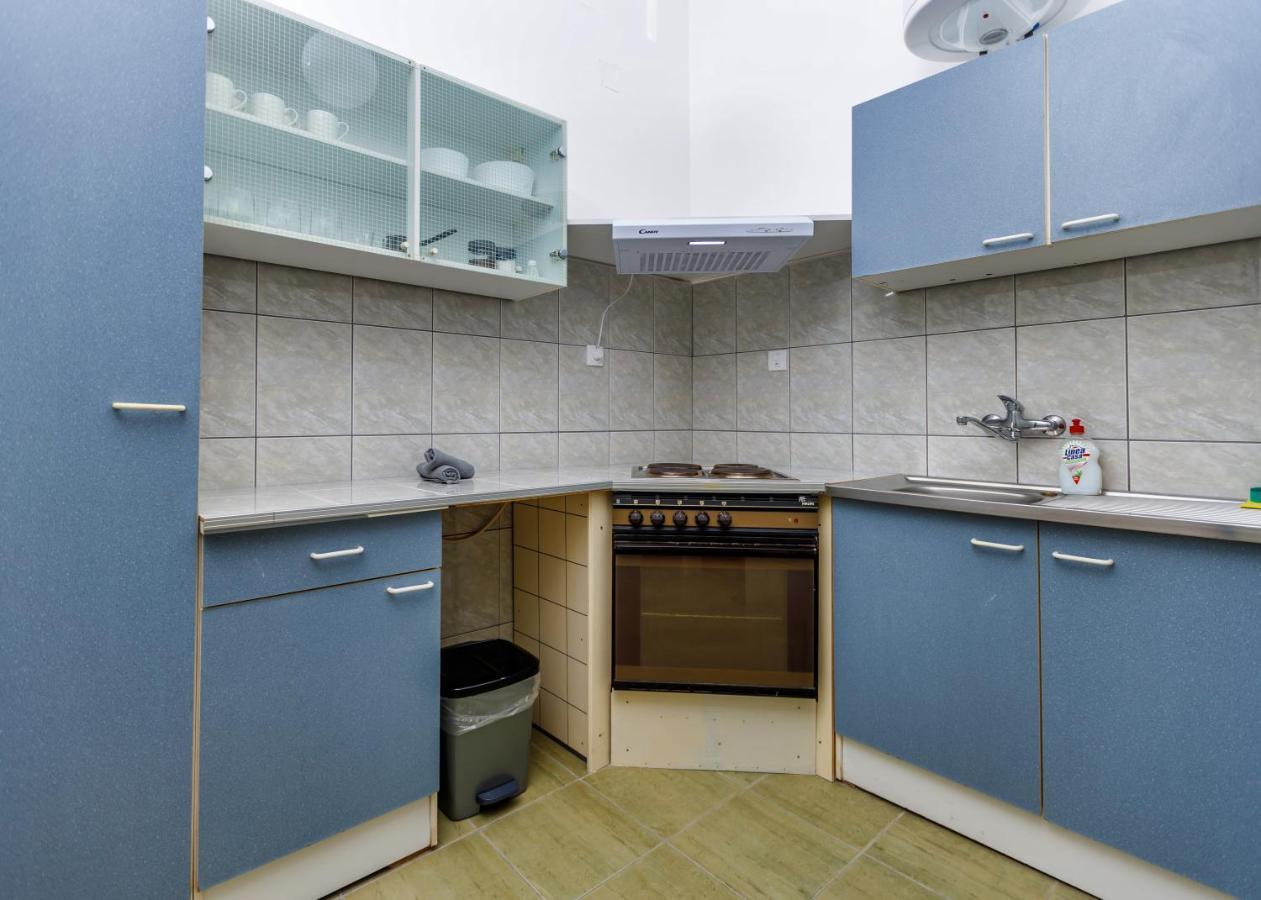 Bor Apartment